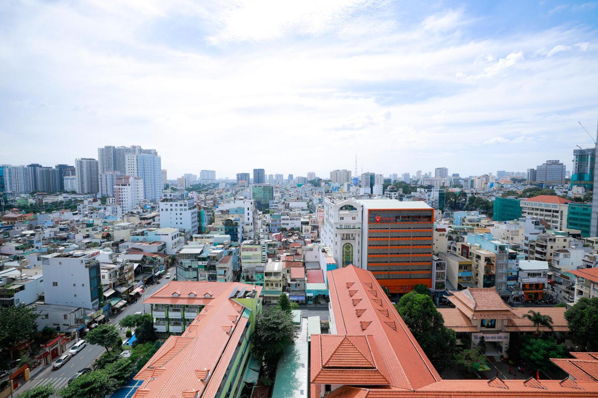 May Soho Saigon Serviced Apartment Хошимин Экстерьер фото
