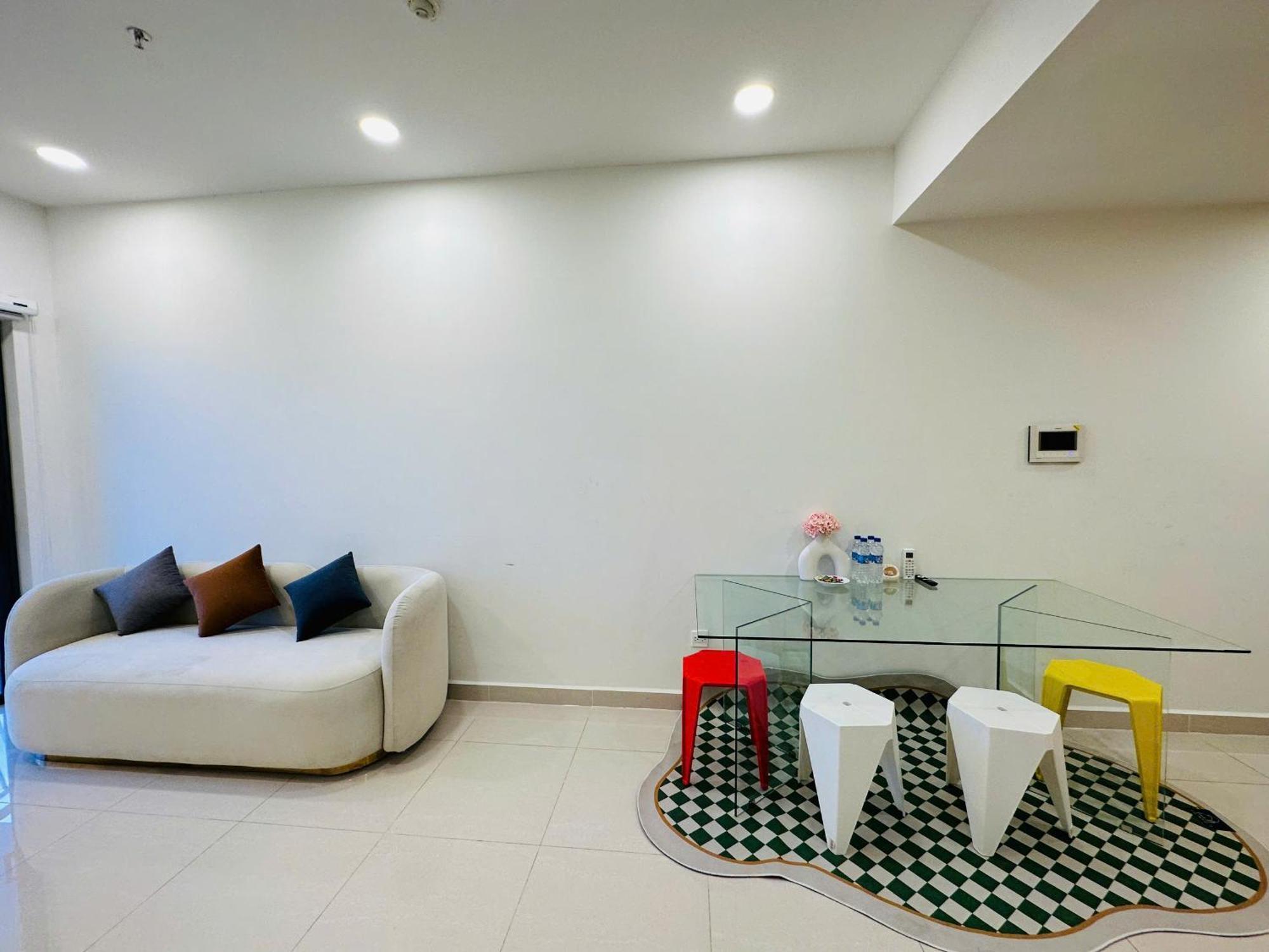 May Soho Saigon Serviced Apartment Хошимин Экстерьер фото